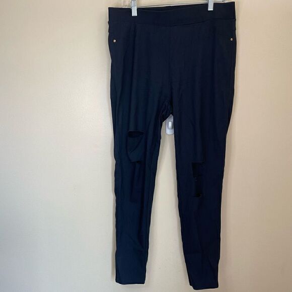 NEW!JVINI | Distressed| 2XLarge| Jegging| Cotton| Lots of stretch| Skinny leg - Picture 3 of 15